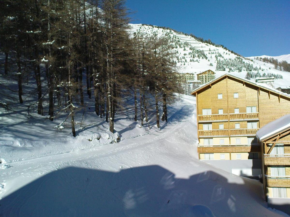 Duplex Station Apartamento Allos Exterior foto